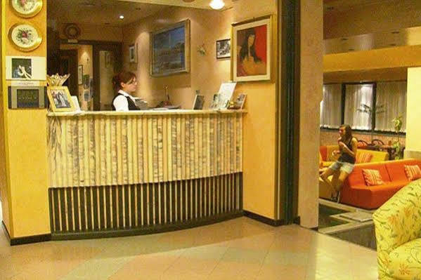 Hotel New Tiffany's Park